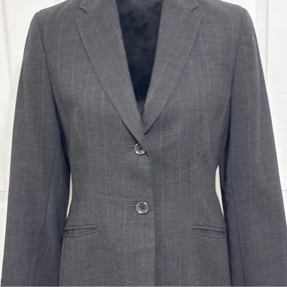 Ann Taylor Women's Wool Blazer Dark Gray Grey Pinstripe Business Jacket Size 6P